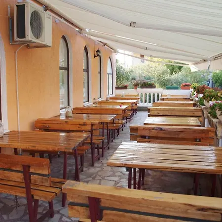 Pansion Galeb * Drage